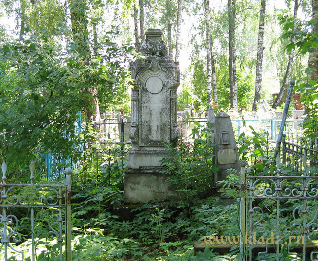 Поиск на старом кладбище. Нижегородская область. 